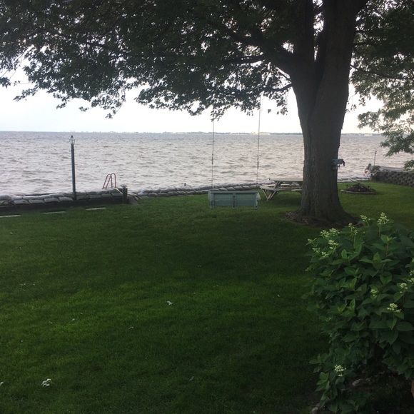 Meet your Posher, Jen - Picture 5 of 7